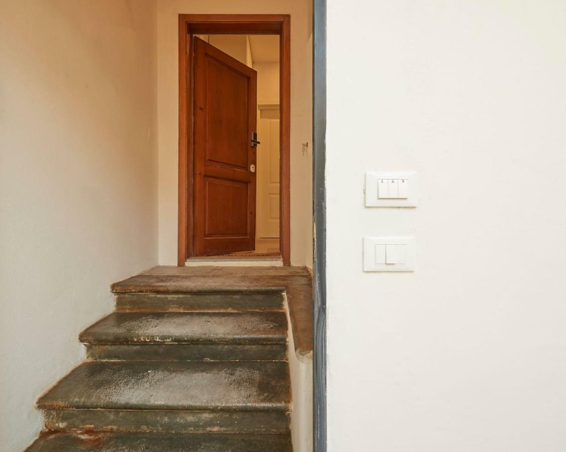 Suites Cavour 34 By 360Rentals Флоренция Экстерьер фото